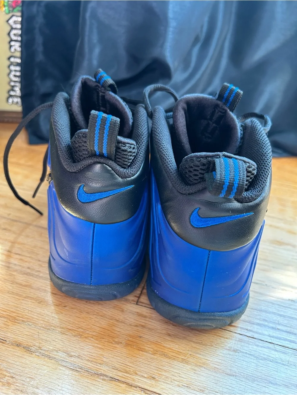 Nike Air Foamposite Pro  Blue Black Boys 7Y 644792-402 High Top Sneaker